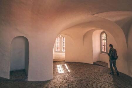 Bedroom Flat in Trendy Area Apartment in Frederiksberg