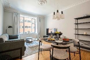 Lovely Flat in Vibrant Area Apartment in Frederiksberg