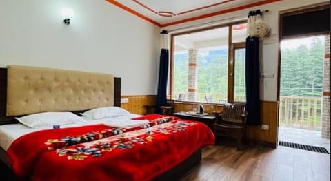 THE MASSIF STAY Vacation rental in Manali