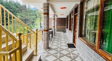 THE MASSIF STAY Vacation rental in Manali