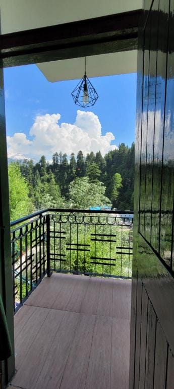 Doghari Stays - Auberge Vacation rental in Manali