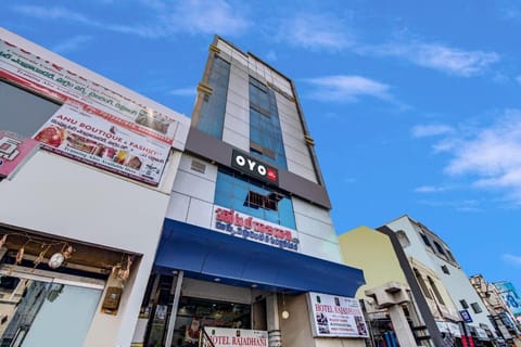 OYO Hotel Rajadhani Vacation rental in Guntur