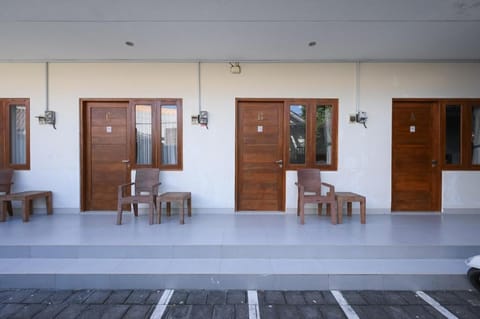 RedDoorz Plus @ Kencana Residence Jimbaran Vacation rental in Kuta Selatan