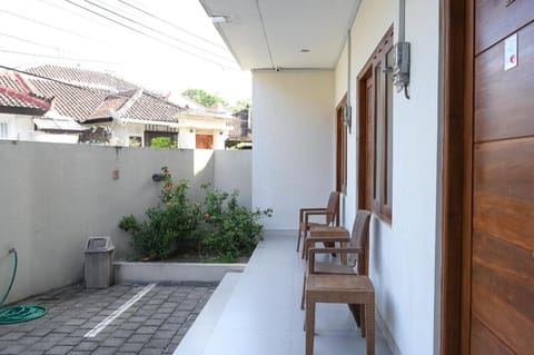 RedDoorz Plus @ Kencana Residence Jimbaran Vacation rental in Kuta Selatan