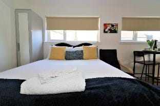 No 3 Bonnet Apartments  Studio Vacation rental in Lanark