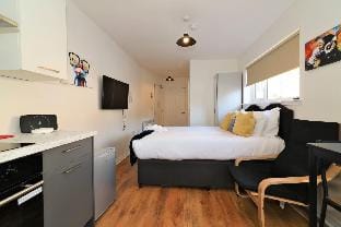 No 3 Bonnet Apartments  Studio Vacation rental in Lanark