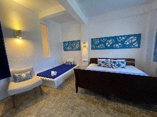 Deluxe Beachfront Vacation rental in Bolinao