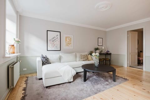 Upscale 3BR Apartment in City Center Apartment in Frederiksberg
