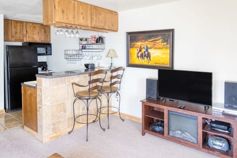 Boomerang Village 201 by AvantStay | Ski In/ Ski Out Unit Close to Town! House in Telluride