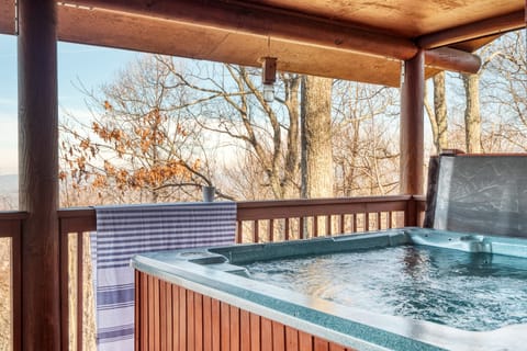 Hot tub, with a view!