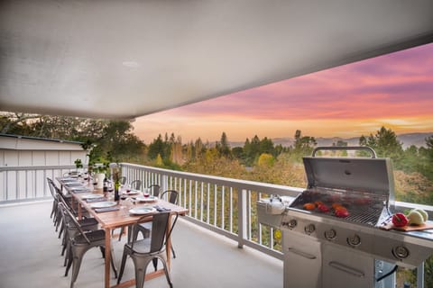 Amazing balcony views.