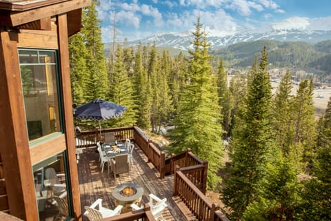 Breckenridge views. Please note that the fire pit is no longer available with this home.