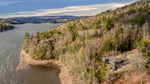 Your Berkshire retreat sits right on the edge of Garfield Lake.