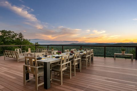 Amazing views from your outdoor dining table.