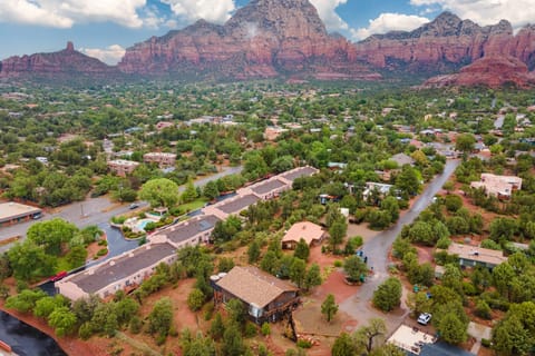 Experience Sedona, AvantStay style!