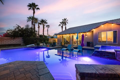 Evening lighting at the pool.