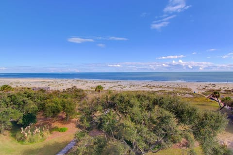 Oceanfront Views from the Penthouse, 407 A