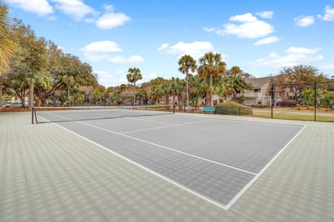 Tennis Courts at Fairway Dunes