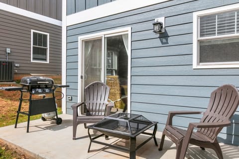 Firepit and BBQ grill on the patio.