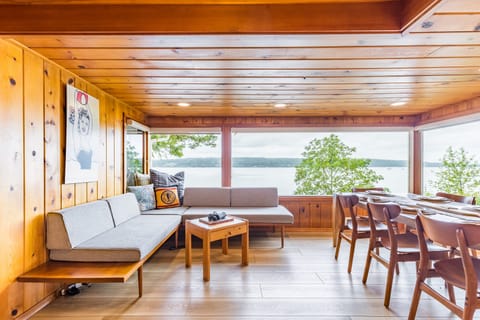 Soak up more views from the airy dining and lounge area.