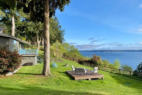 The best view in the house? Right through these windows.