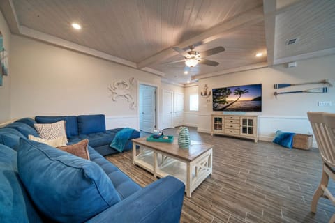 Spacious living room.