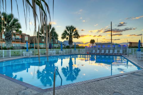 The communal pool area.