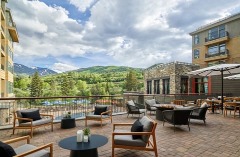 Beautiful hotel with stunning mountain views.