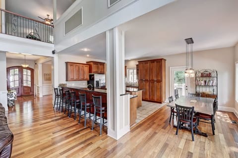 Kitchen - lots of bar seating (6) and eat in kitchen. Just steps to the dining room for more seating!