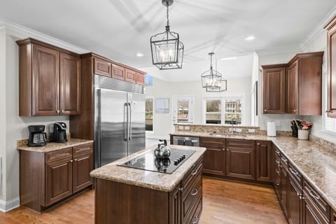 Fully stocked kitchen with plenty of counter space for entertaining family and friends!