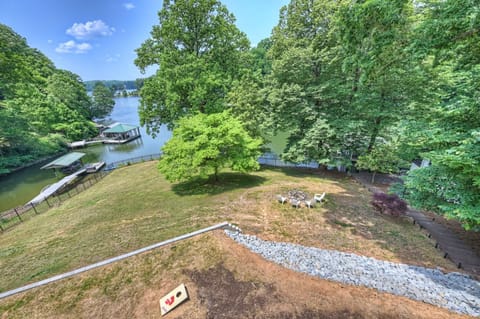 Captivating Lake Norman views from your new home sanctuary.