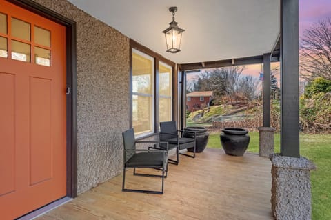 Indoor-outdoor living to help you soak up the outdoors.