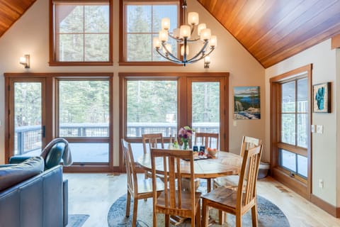 Breathtaking views fill the living area.