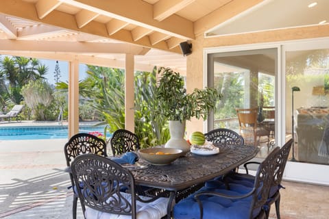 Enjoy al fresco meals.