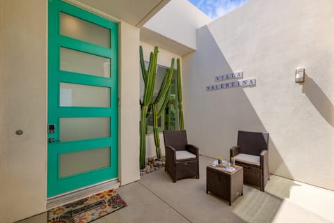 Plan your vacation and book now!