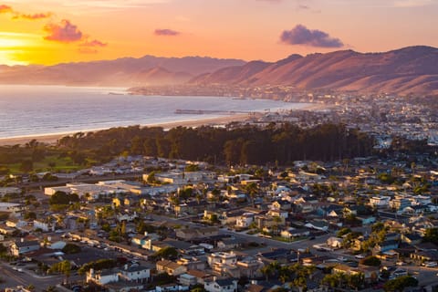 Walking distance to shops and restaurants at W Grand Ave.