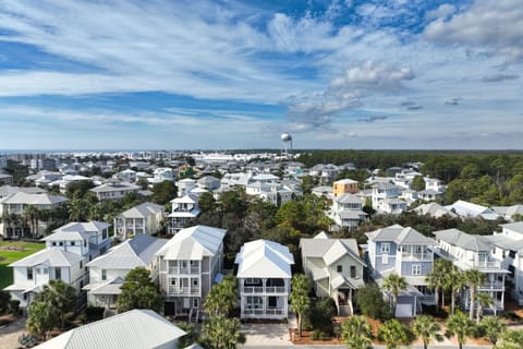 Your coastal adventure awaits!