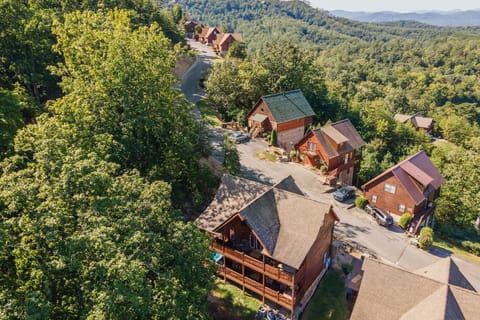 Wake up to stunning treetop views every morning.