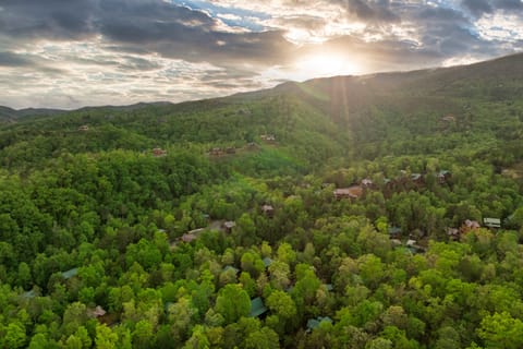 Smoky Mountains is calling!