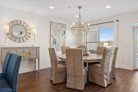 Isle Be Back by AvantStay | Pool, 2blocks to Beach House in Rosemary Beach