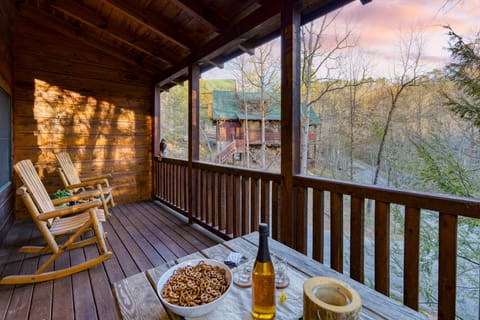 Open layout makes it easy for your group to connect.