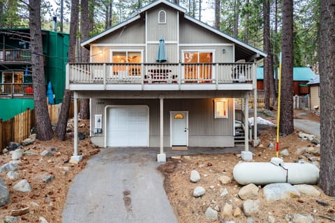 Hassle-free parking available.