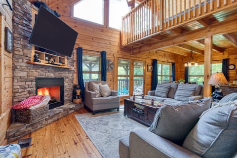 Cozy and inviting living room with fireplace.