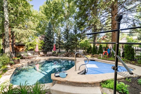 Communal pool and spa for relaxing soaks and sunny swims.