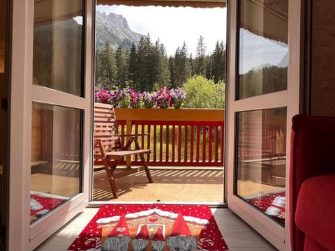 Natural landscape, Garden, View (from property/room), Balcony/Terrace, Mountain view