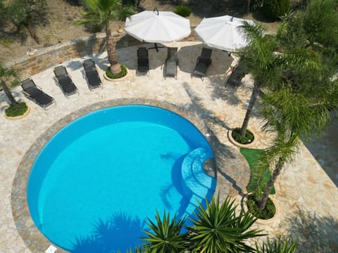 Balcony/Terrace, Swimming pool