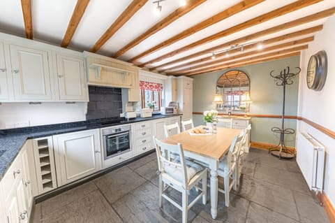 Smithy Cottage House in Hawkshead