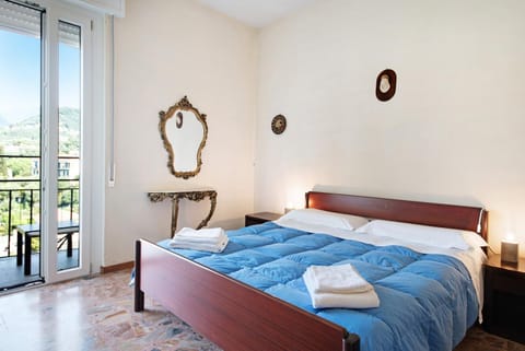 Property building, Living room, Bedroom