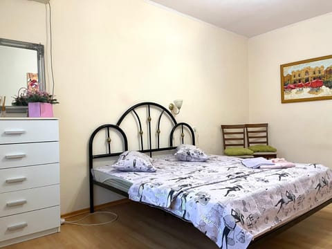 Яворницького 79 2 кв Apartment in Dnipro