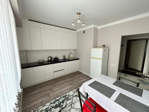 Уютная,светлая квартира в новом ЖК Apartment in Almaty